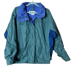 Vintage Columbia Green and Blue Bugaboo Outdoor Jacket